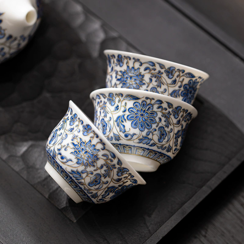Elegant Blue and White Porcelain Tea Cup – Jingdezhen Handmade Chanzhi Lotus Gongfu Tasting Cup (Single Cup)