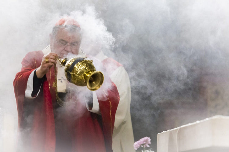 How to Choose Incense For Catholic Church Burners?